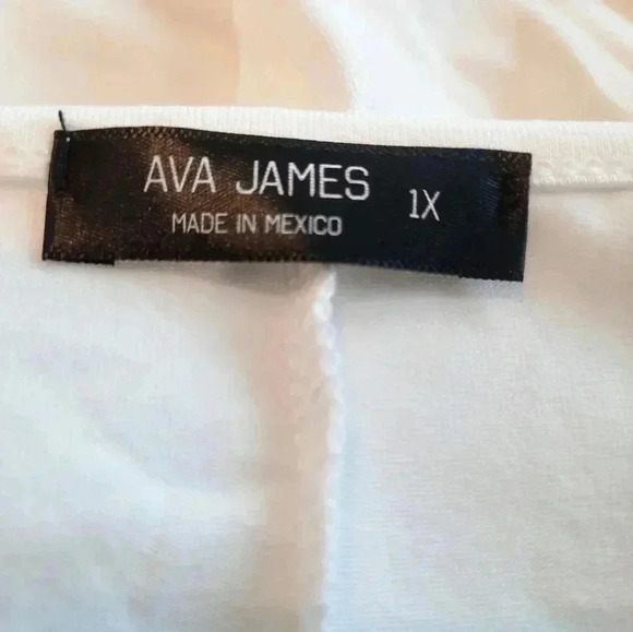 Peace & Love American Flag Cold Shoulder Top Women's Size 1X - Picture 3 of 4